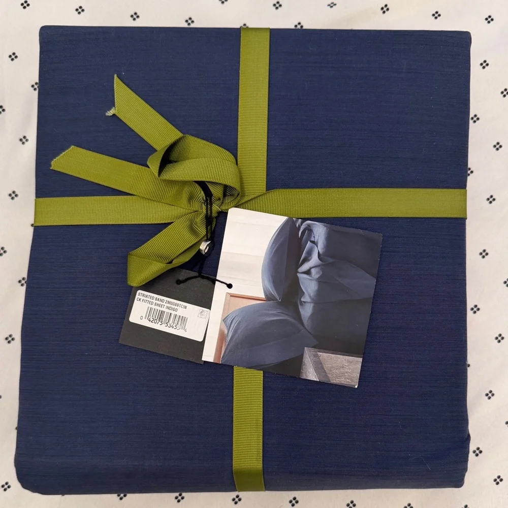 Michael Aram Striated Band California‎ King Fitted Sheet - Indigo